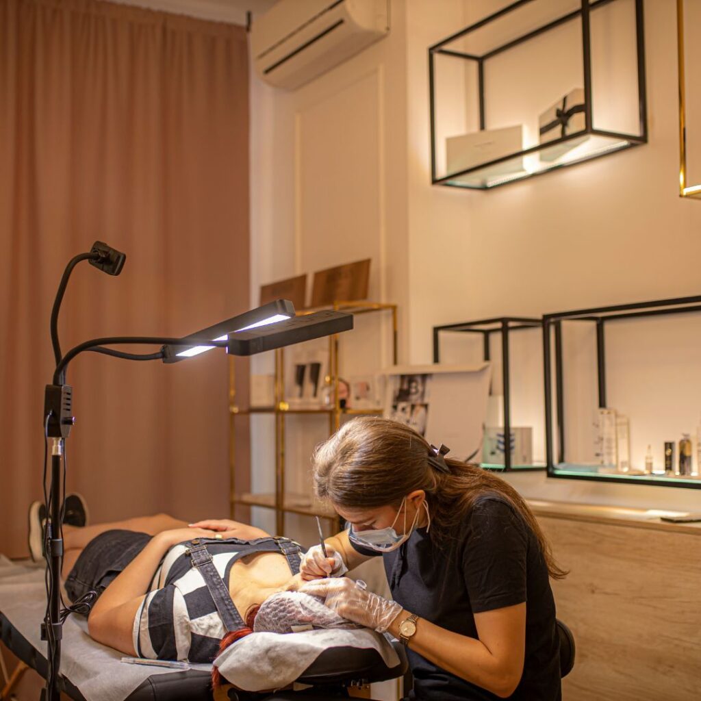 霧眉操作-霧眉補色